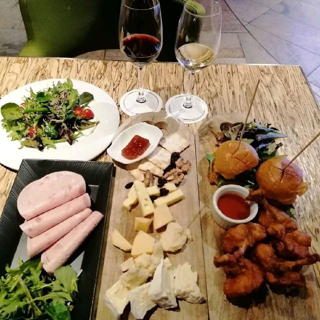 好靚嘅精品酒店包好多高質食物同飲品 👍超滿意嘅一次住宿
