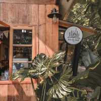 Resfeber Cafe คาเฟ่ธีมแคมป์ปิ้งที่ปทุมธานี