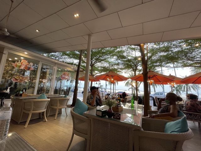 パタヤ　Sea Terraceレストランでディナーはいかが？☺️