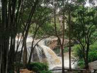 น้ำตกบ้าหลวง