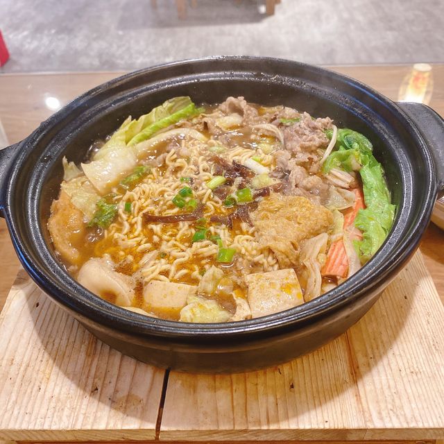 淡水老街美食-四爺麻辣食堂 淡水店🌶️