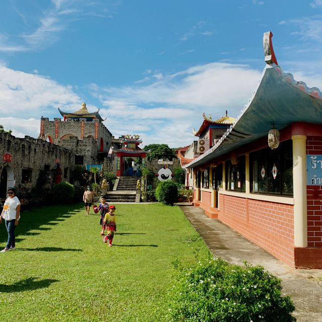 Autumn’s colours in  Santichon Village