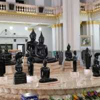 นมัสการหลวงพ่อโสธร เวอร์ชั่นพิเศษลงรักสีดำ 