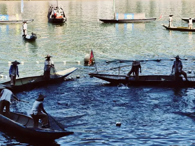 a ⛴ ride in She County, Anhui