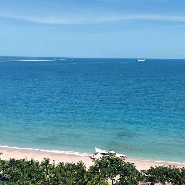 Dadonghai Bay