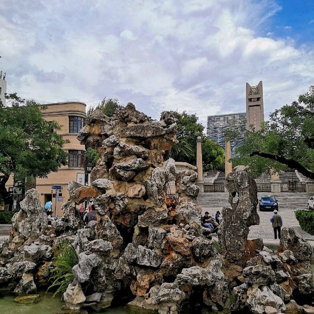 Exploring downtown Kunming