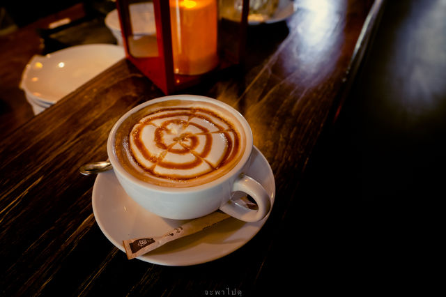 Hog's Head Phuket ร้านหัวหมู ภูเก็ต