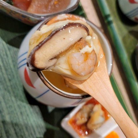 有淡淡竹香味嘅竹筒飯