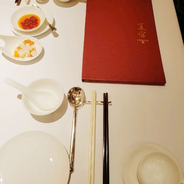 多人愛戴的：夏宮