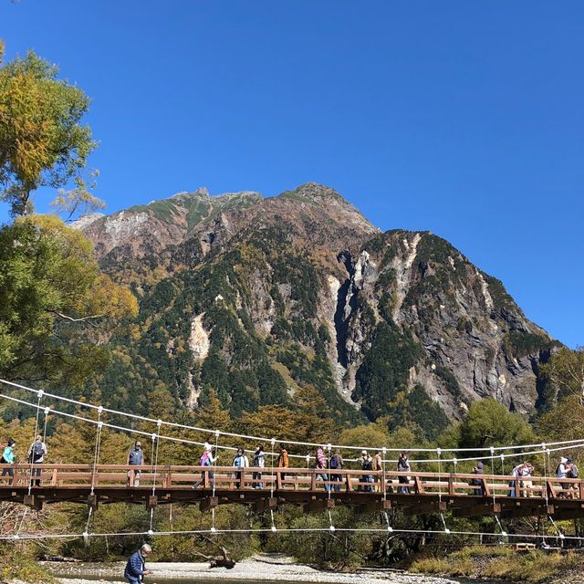 紅葉の河童橋
