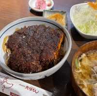 名古屋名物みそかつ 矢場とん