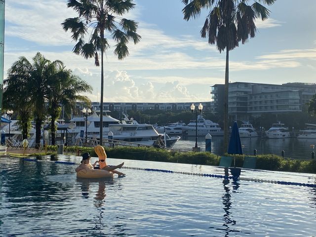 Infinity Pool At Sentosa Cove