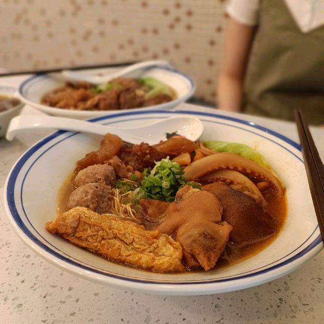懷舊金曲x港式情懷車仔麵