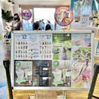 海を見ながら食べると幸せになるアイスクリーム