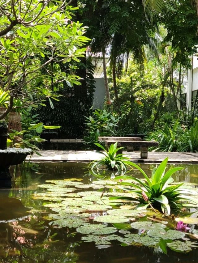 Best tropical garden Hotel Surabaya