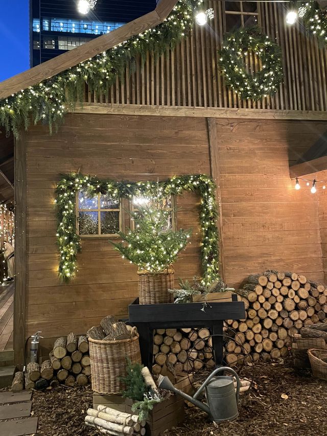 크리스마스트리 사진 명소는 삼성역 현대백화점🎄