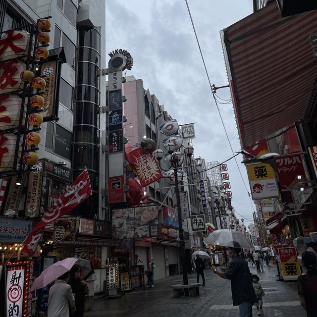 きたぞ大阪！グリコポーズ