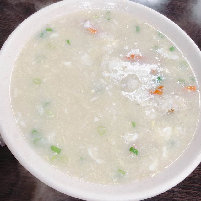吃好午餐·螃蟹粥🦀️澎香澎湖小管麺線🍜