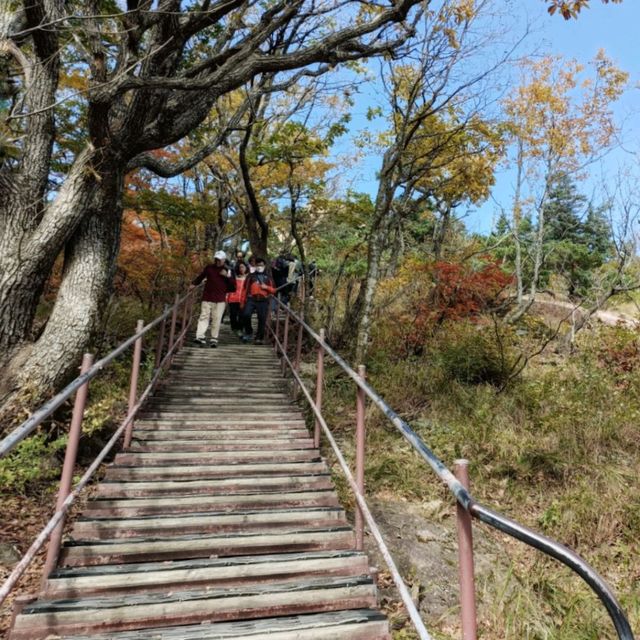 Hiking at Seoraksan 