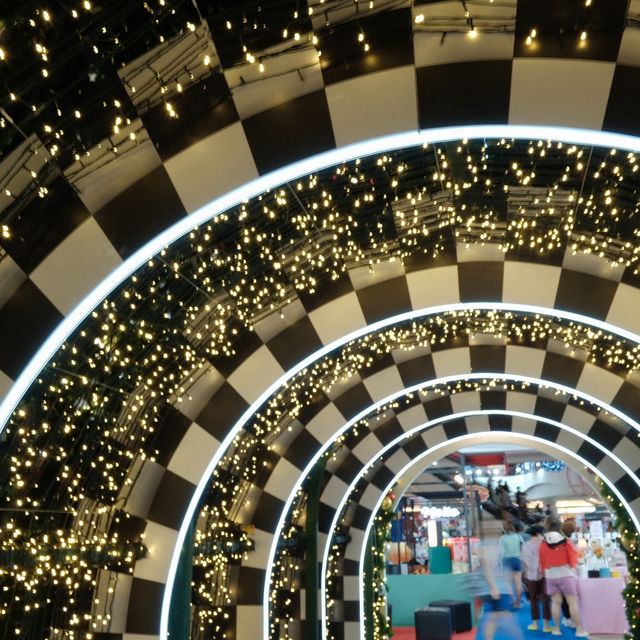 🥳จุดถ่ายรูปช่วงปีใหม่ ย่านพระราม 9 - รัชดา🎄
