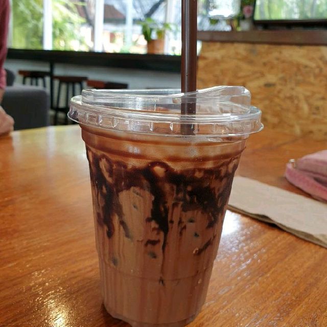 ร้านกาแฟแลสวน 