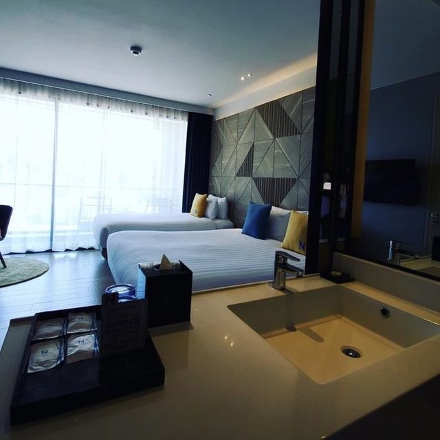 โรงแรมหรูติดหาดป่าตอง
