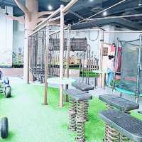 Urban Playz Gurney Paragon (kids friendly!)