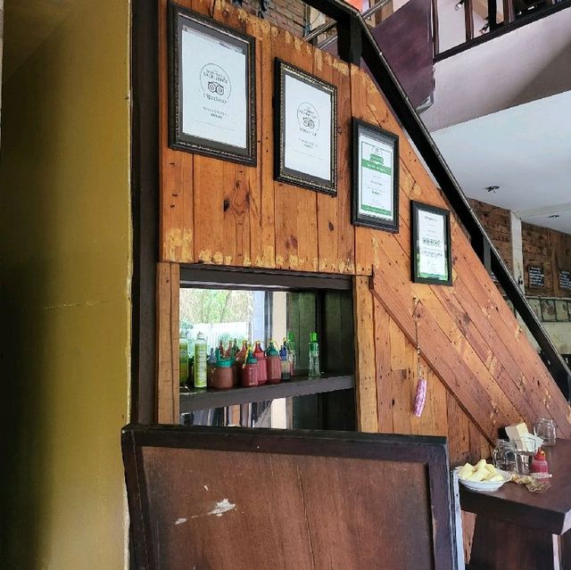 발리 꾸따 Warung Totemo 오래된 로컬 맛집