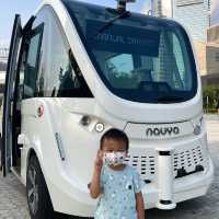 《綠色生活～無人駕駛電動車遊西九文化區》