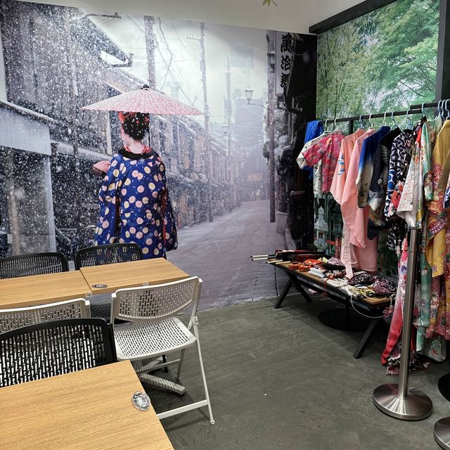 Momiji Kyoto cafe