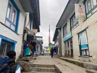 Hiking to Phakding in Nepal 