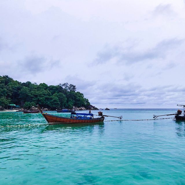 หาดพัทยา หลีเป๊ะ สตูล หาดสวย น้ำใส บรรยากาศดี