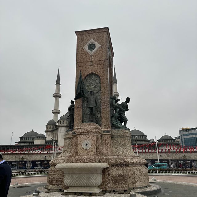 Taksim Square 