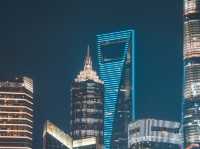 Shanghai at night. the bund lights! 🏙🌃