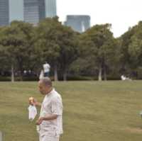 The best lakefront walk in Suzhou!
