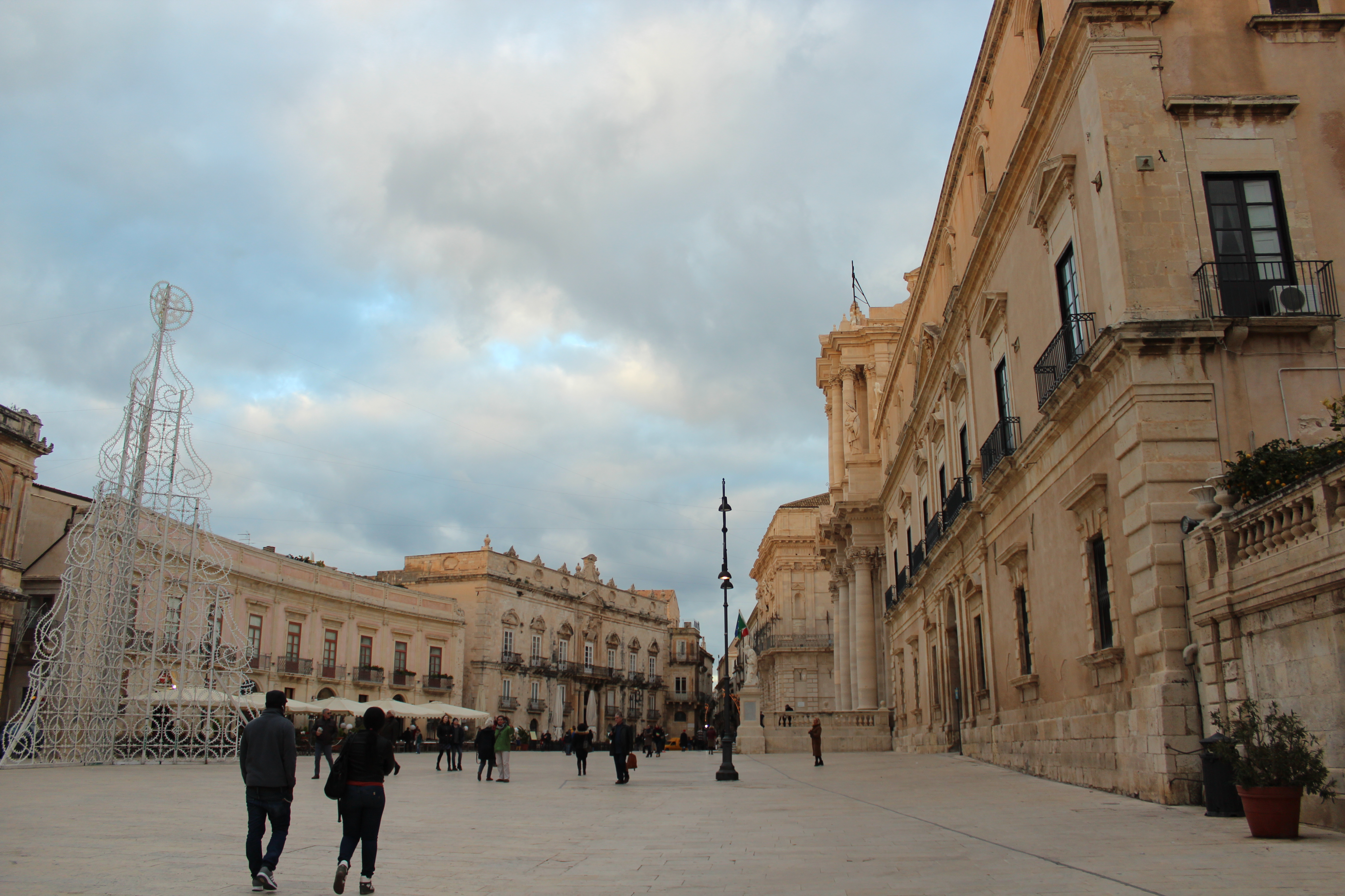 シチリア島 シラクーザのオルティージャ島 Trip Com シラクーザの旅のブログ