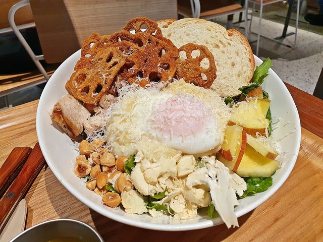 맛있는 샐러드를 즐길 수 있는 광화문 맛집