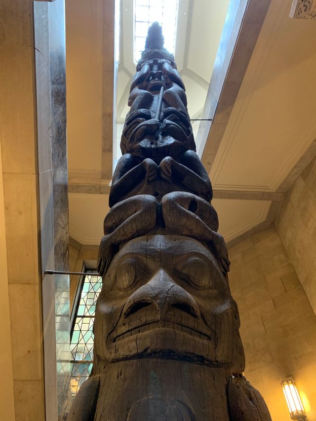 Royal Ontario Museum, Toronto's cultural hotspot.