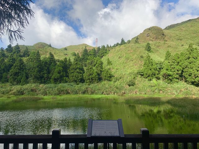 台北陽明山景點推薦｜國家級濕地夢幻湖，像仙境般的秘境