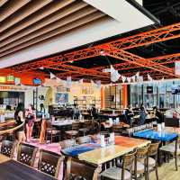 HOOTERS 美式餐廳