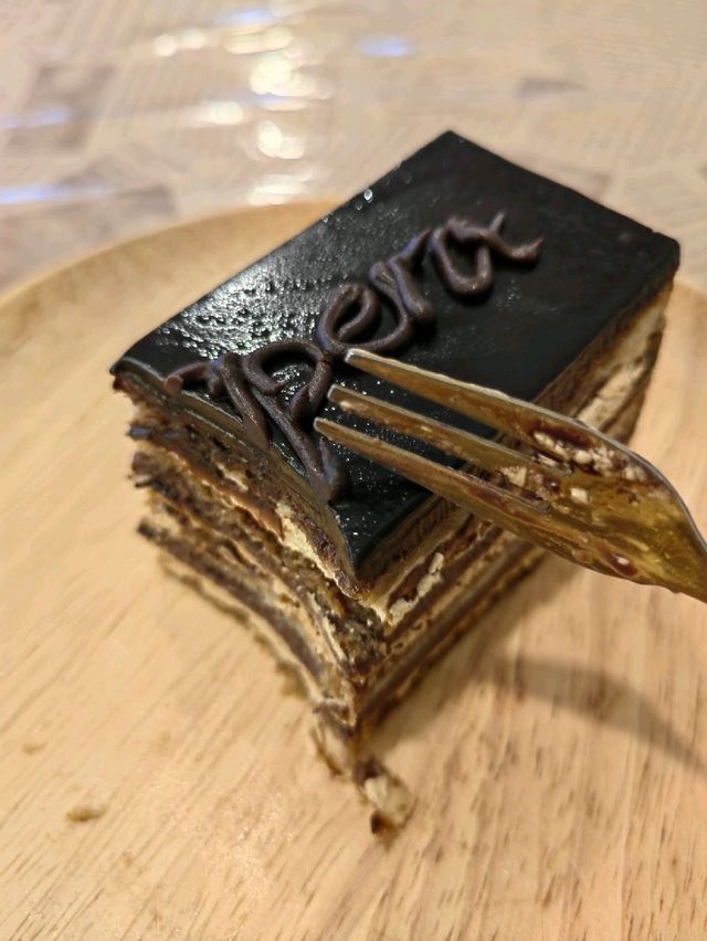 FANS Toast Patisserie