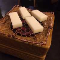 伸びてトロける絶品本わらび餅『ぎをん徳屋』