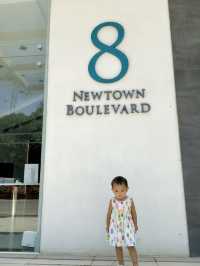 8 Newtown Boulevard 