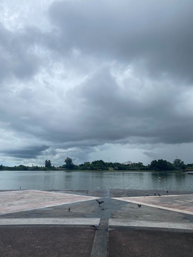 สวนสาธารณะหนองประจักษ์@อุดร