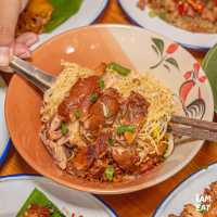 ร้านก๋วยเตี๋ยวต้มยำเจ้าเด็ดสุดแซ่บบบ