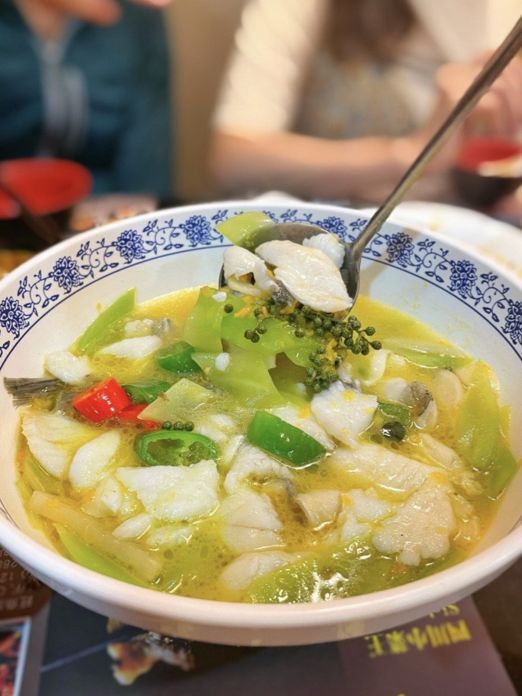 旺角辣到嗆喉酸菜魚🌶
