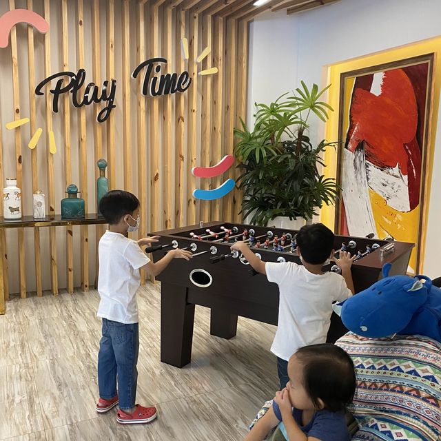 When in Doubt, Chill Out at Sans Hotel!
