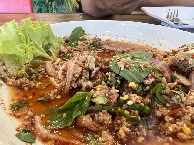 ร้านอาหารแนะนำ  ร้านมามี้ สเต็กเฮ้าส์ บ่อทอง