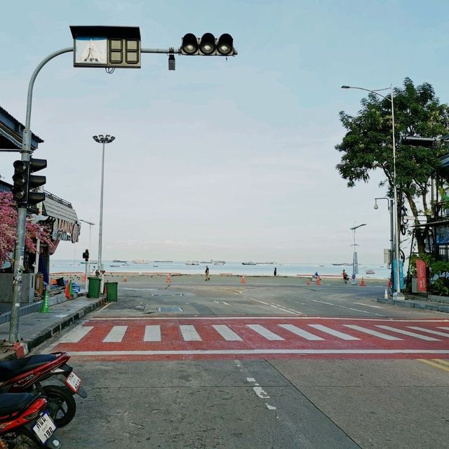 Pattaya Beach in the Morning 🏖️