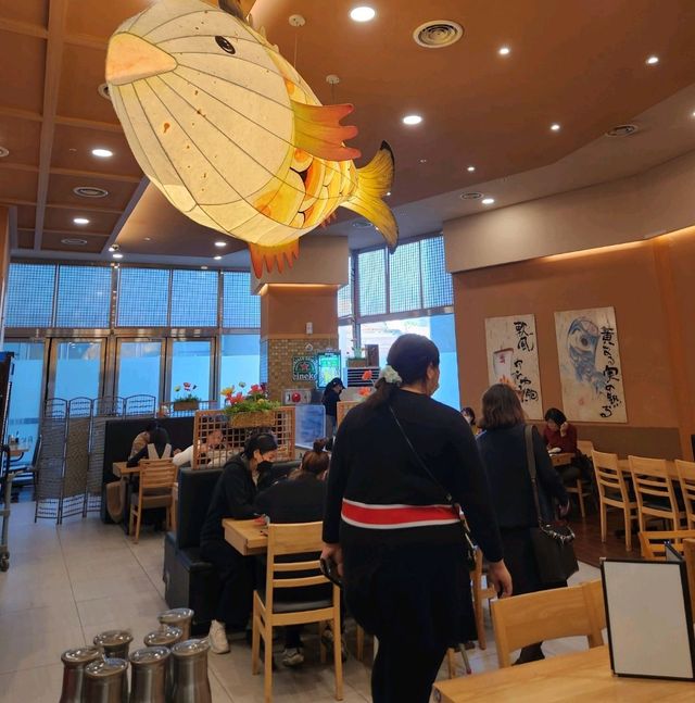 韓国で日本食★ロボットがフロアスタッフ 【かつら】